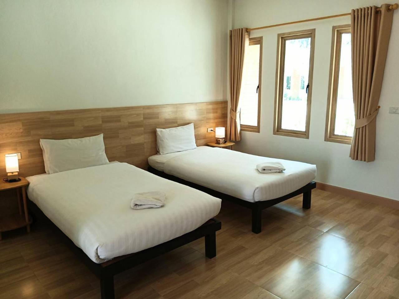 Resort Three Bays